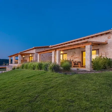 Mint Retreat Case de vacanță Kalandra